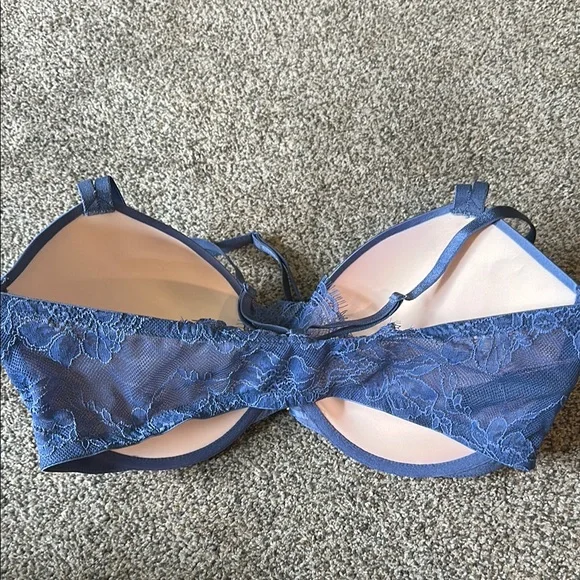 Victoria's Secret Blue Lace Bra - Picture 3 of 6